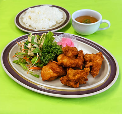 からあげランチ