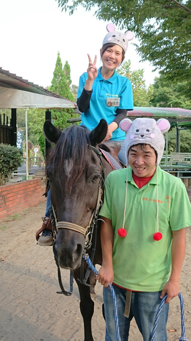 乗馬で記念撮影①